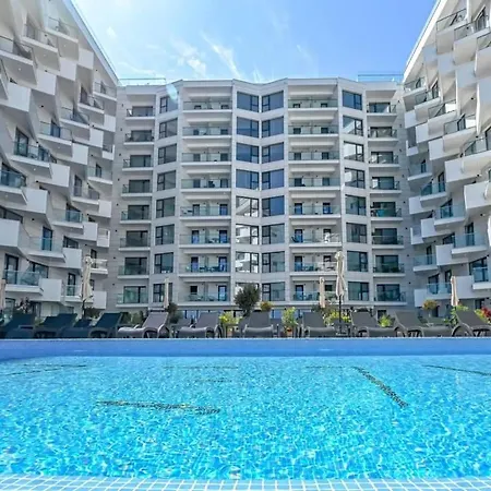 아파트 Infinity Luxury