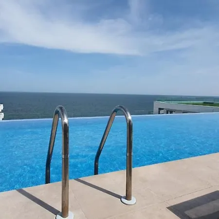 아파트 Infinity Luxury