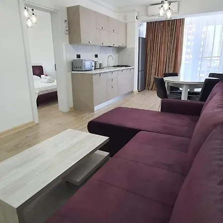 Infinity Luxury 아파트