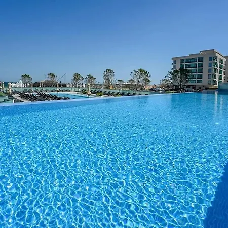 Infinity Luxury Apartament Năvodari