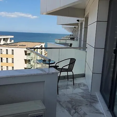 Apartament Infinity Luxury *
